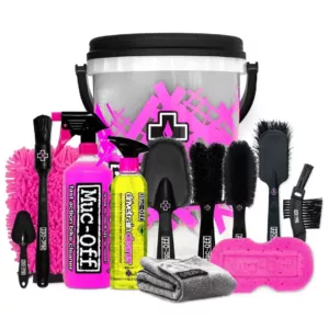 MUC-OFF Deep Clean Bucket Maintenance Kit