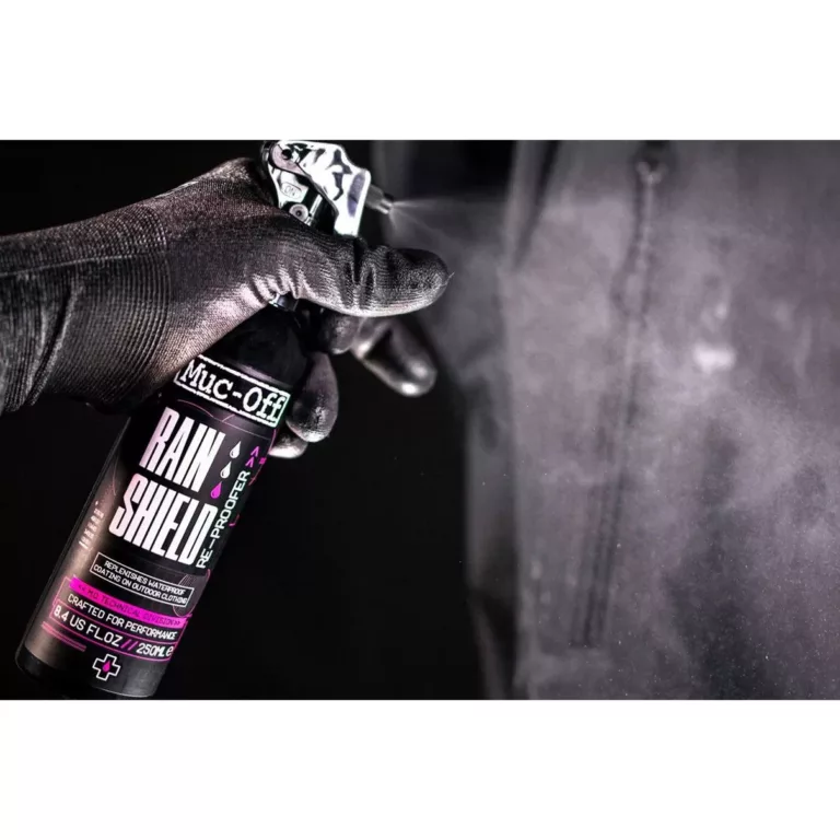 MUC-OFF Rain Shield Re-Proofer Spray 250 ml