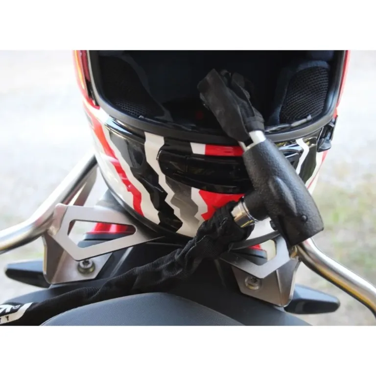 vector_helmchain_plus_2.jpg VECTOR HelmChain+ 1.2m Anti Theft Chain for Helmet