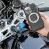 quad_lock_stem_mount_3.jpg QUAD LOCK Support smartphone pour té de fourche moto