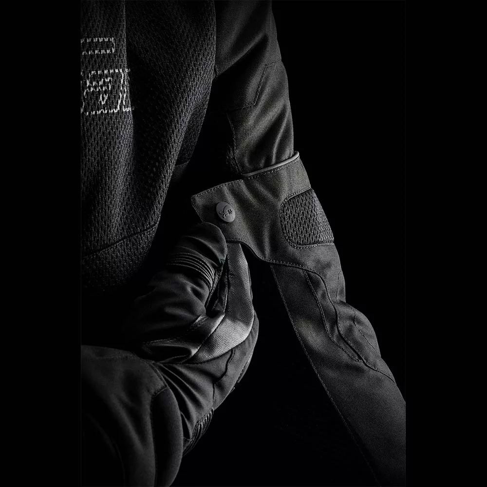 furygan_ultraspark_3_en_1_vented_plus_black_4.jpg FURYGAN Ultra Spark 3 in 1 Vented+ Jas